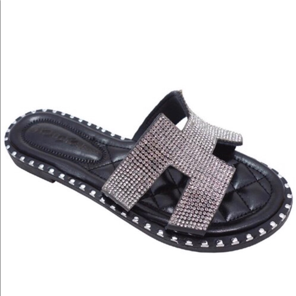 ‼️LAST ONE‼️Black rhinestone accent sandals - Picture 3 of 4